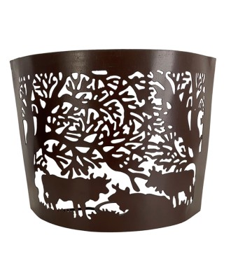 Lampe applique en métal avec découpe de 3 vaches sur fond d'alpage