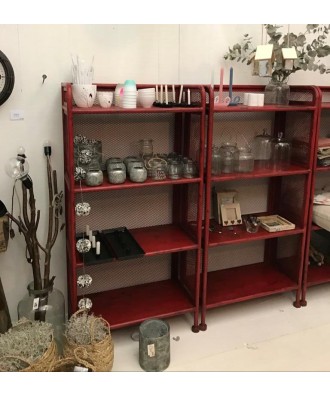 Meuble - Etagère - Bibliothèque en métal rouge patiné avec quatre niveaux