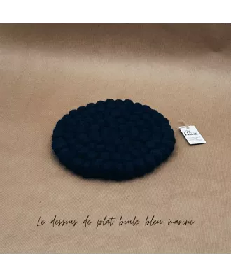 Dessous de plat rond en feutrine, boules bleu marine