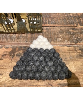 Dessous de plat en feutrine, forme de montagne