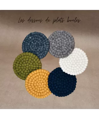 Dessous de plat rond en feutrine, boules jaune moutarde