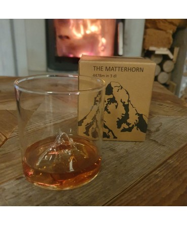 Verre à eau avec le cervin - matterhorn en relief