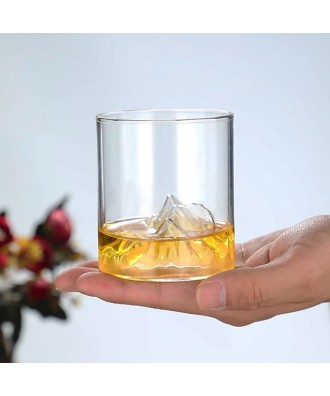 Verre à eau avec les Alpes suisses - Swiss alps en relief