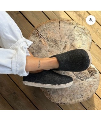 Chausson - Pantoufle d'intérieur en feutrine 100% laine naturelle, semelle en cuir antiglisse, gris anthracite