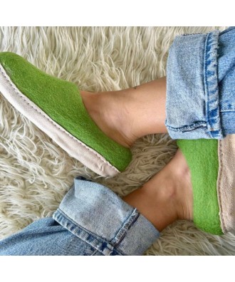 Chausson - Pantoufle d'intérieur en feutrine 100% laine naturelle, semelle en cuir antiglisse, vert clair