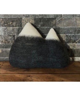 Coussin double montagnes gris blanc en feutrine naturelle fairtrade